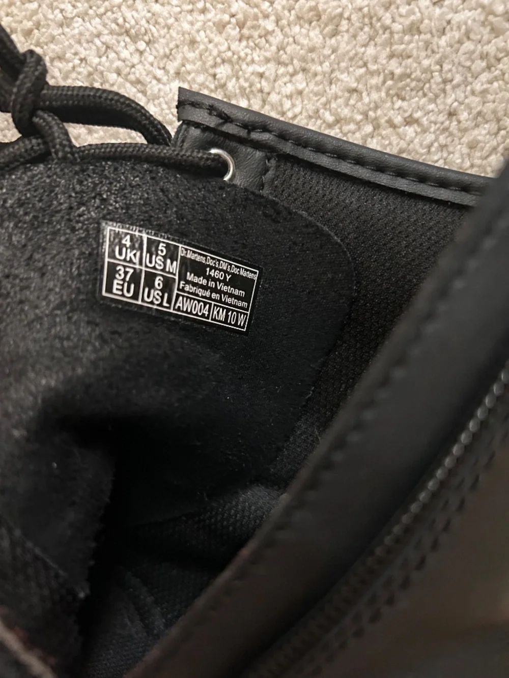 Dr. Martens zip size US ladies 6 or EU 37